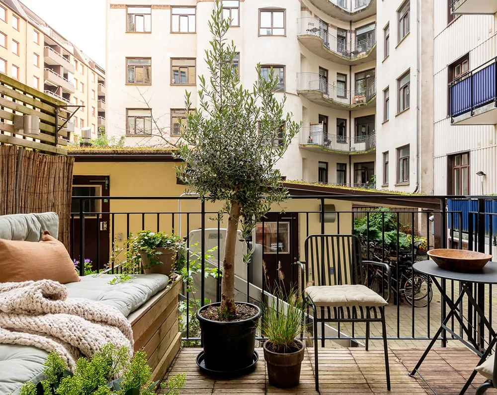 Маленькая бежевая квартира с антресолью в Швеции (33 кв. м) - Gallery image 8