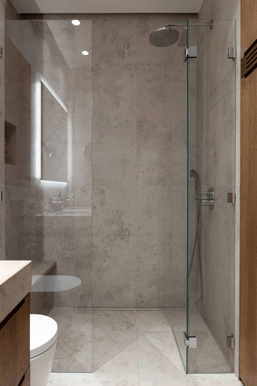 Уютный скандинавский интерьер с обилием предметов декора (101 кв. м) - Gallery image 22