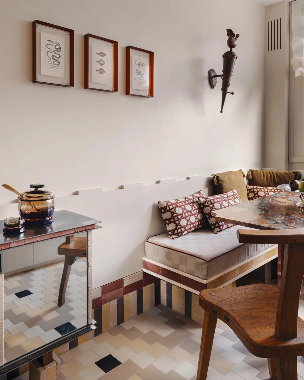 Квартира дизайнера в Парижі, де кожен предмет виготовлений на замовлення - Gallery image 19