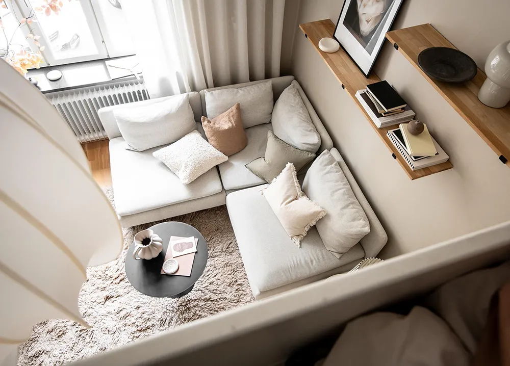 Маленькая бежевая квартира с антресолью в Швеции (33 кв. м) - Gallery image 3