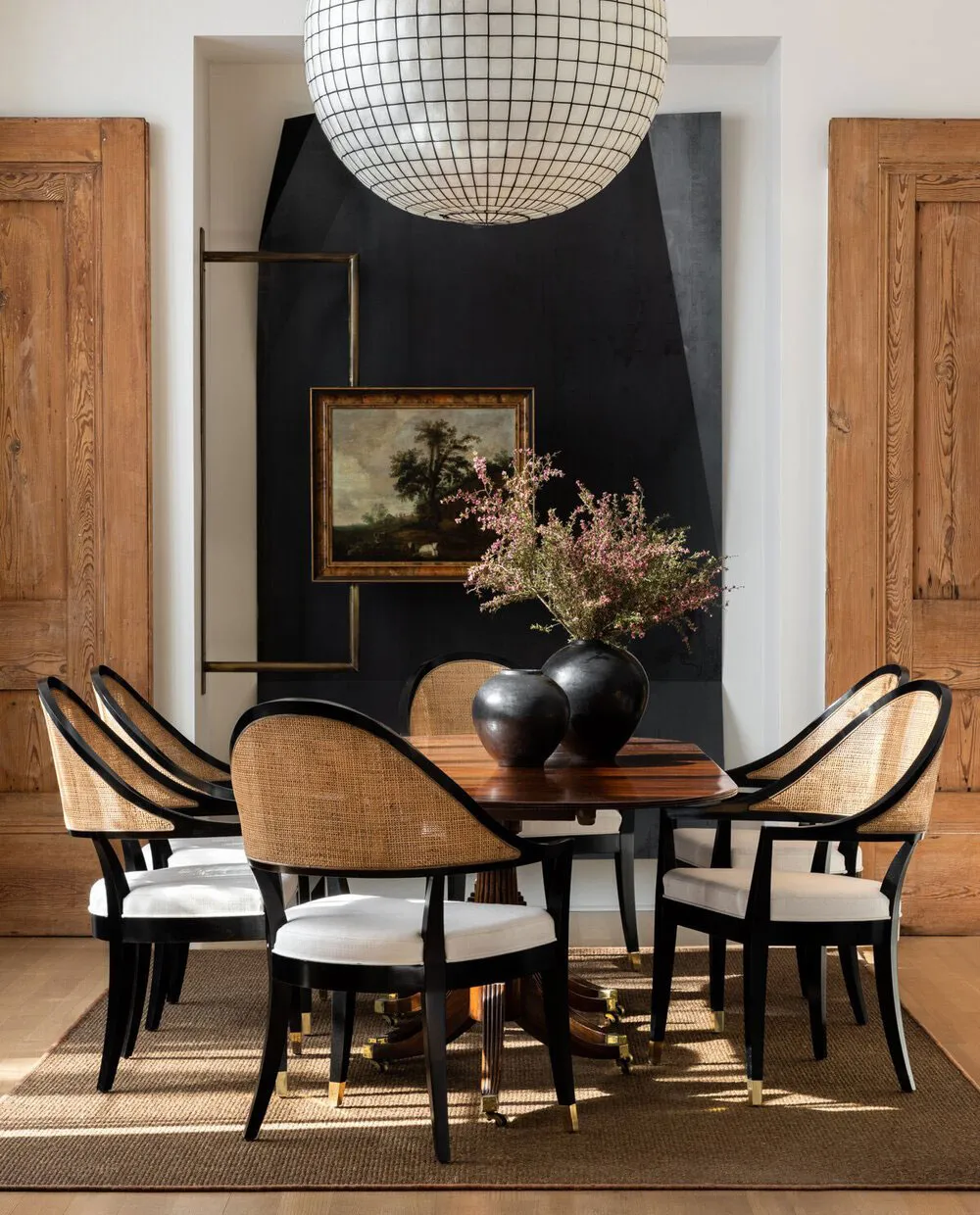 Cozy Vintage and Modern Touches in Tennessee Home Design - Gallery image 7