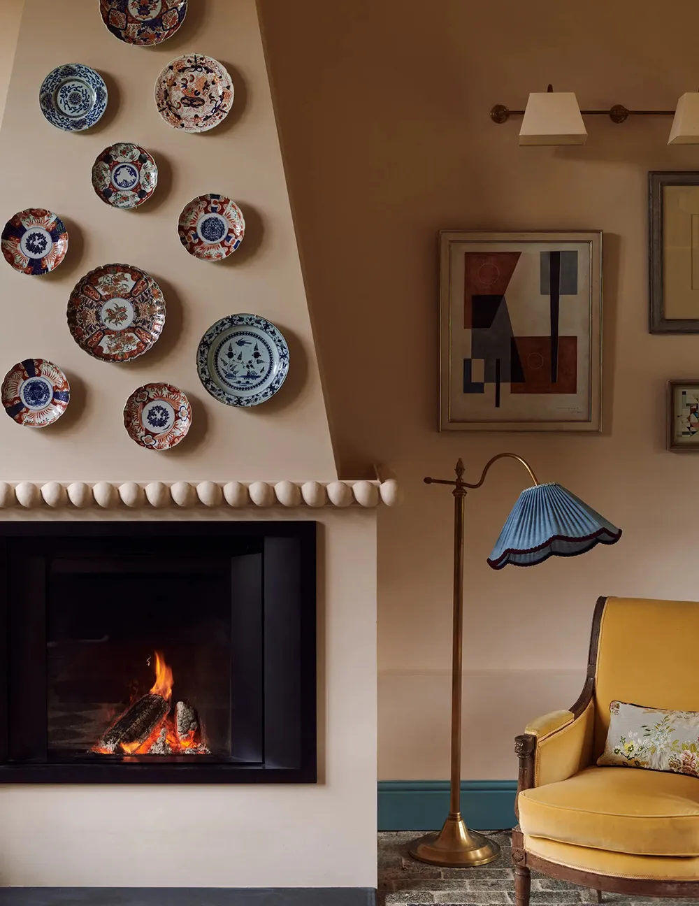 Plafonds d'une hauteur irréelle et design chaleureux : grange en Angleterre - Gallery image 2