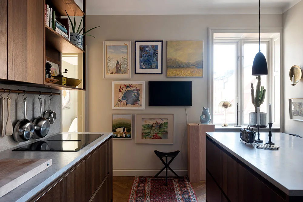 Уютный скандинавский интерьер с обилием предметов декора (101 кв. м) - Gallery image 17