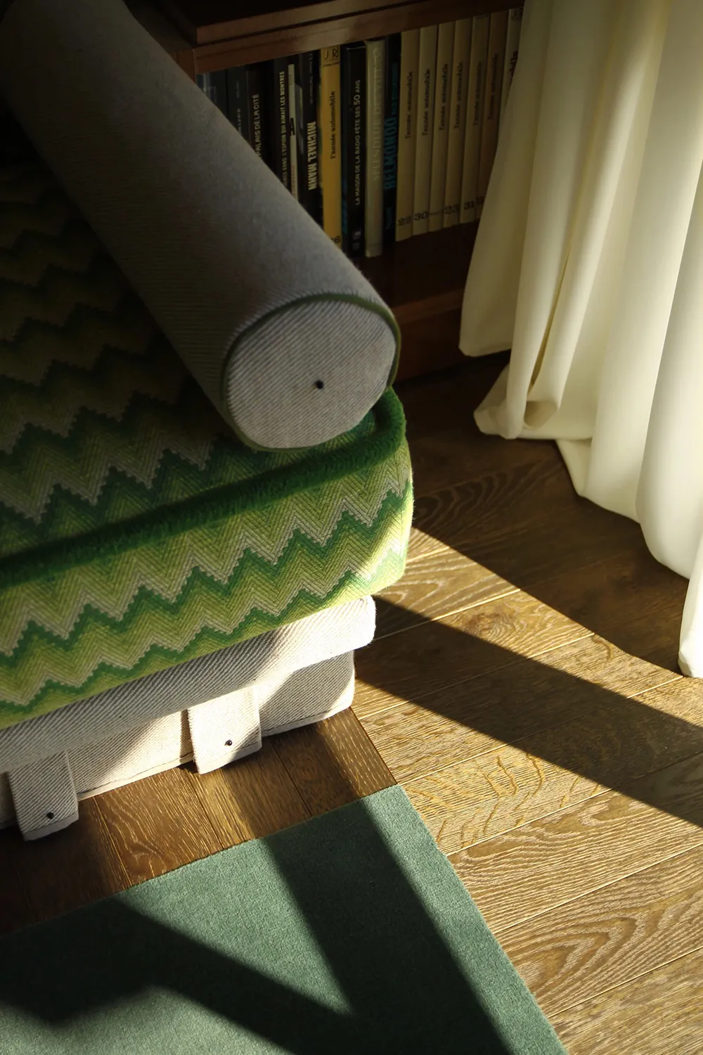 Квартира дизайнера в Парижі, де кожен предмет виготовлений на замовлення - Gallery image 7