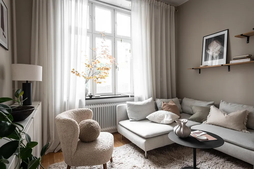 Маленькая бежевая квартира с антресолью в Швеции (33 кв. м) - Gallery image 20