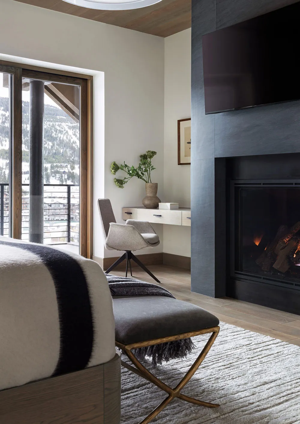 Interior elegante con vistas al complejo de esquí de Montaña - Gallery image 12