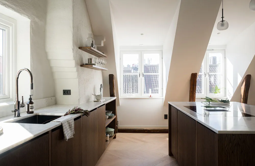 Style décor pour un espace élégant sous toit à Stockholm - Gallery image 13