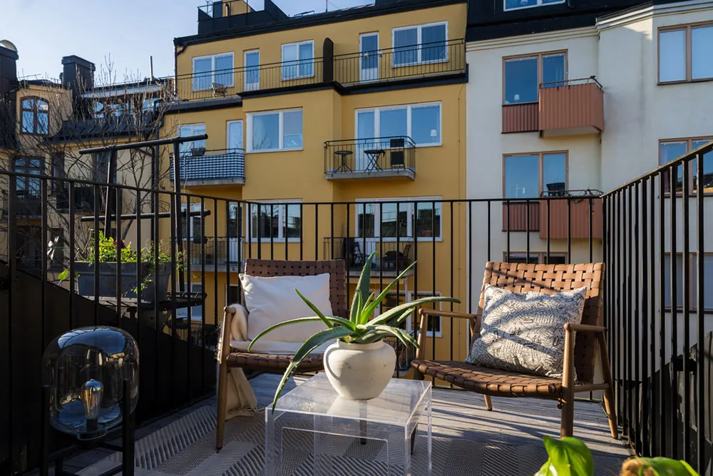 Style décor pour un espace élégant sous toit à Stockholm - Gallery image 25