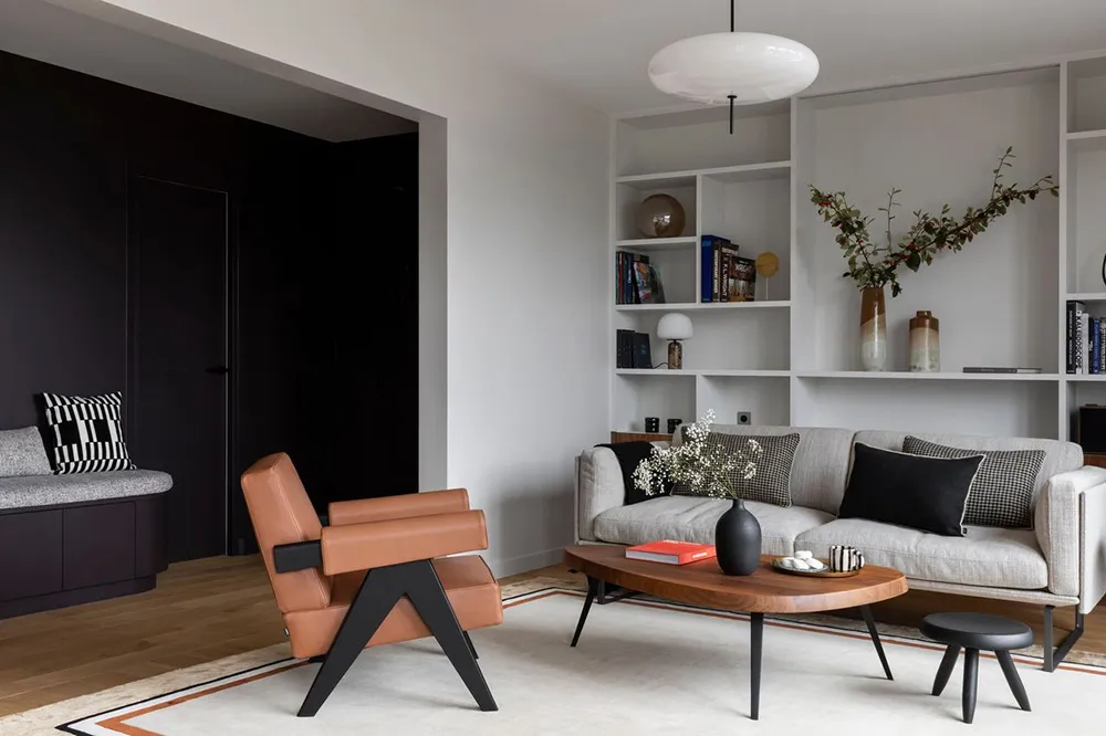 Intérieur moderne strict d'appartement à Paris - Gallery image 2