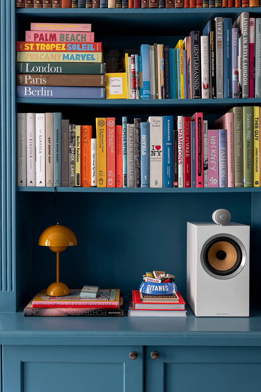 Синяя гостиная и нотки английского стиля: квартира в Стокгольме (83 кв. м) - Gallery image 3