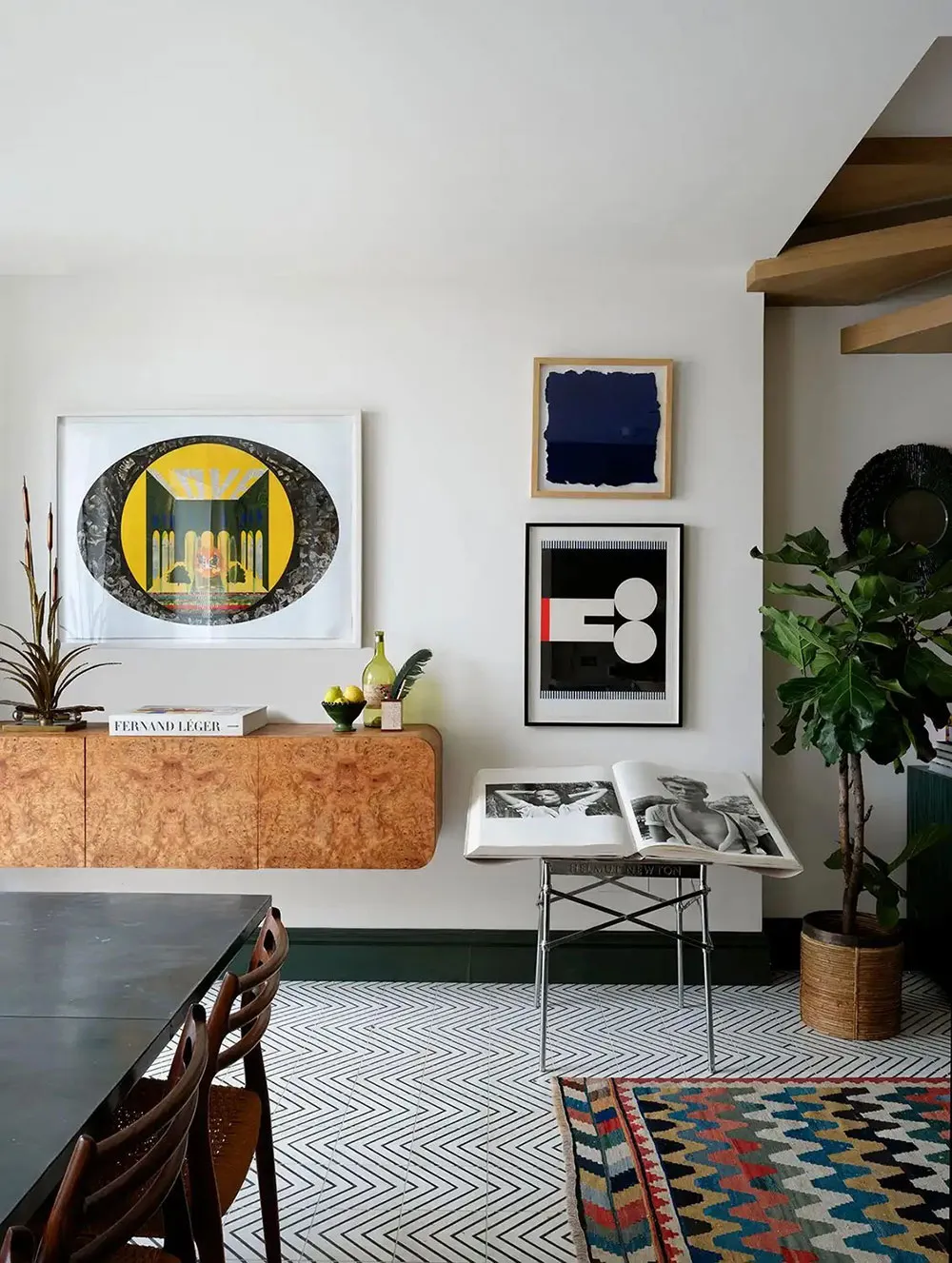 Estilo ecléctico en el diseño de un apartamento en Londres - Gallery image 1