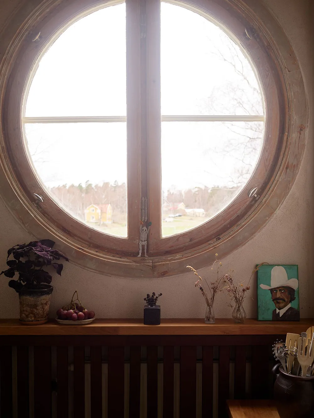 Une propriété de camp suédoise inhabituelle dans une ancienne école rurale en Suède - Gallery image 9