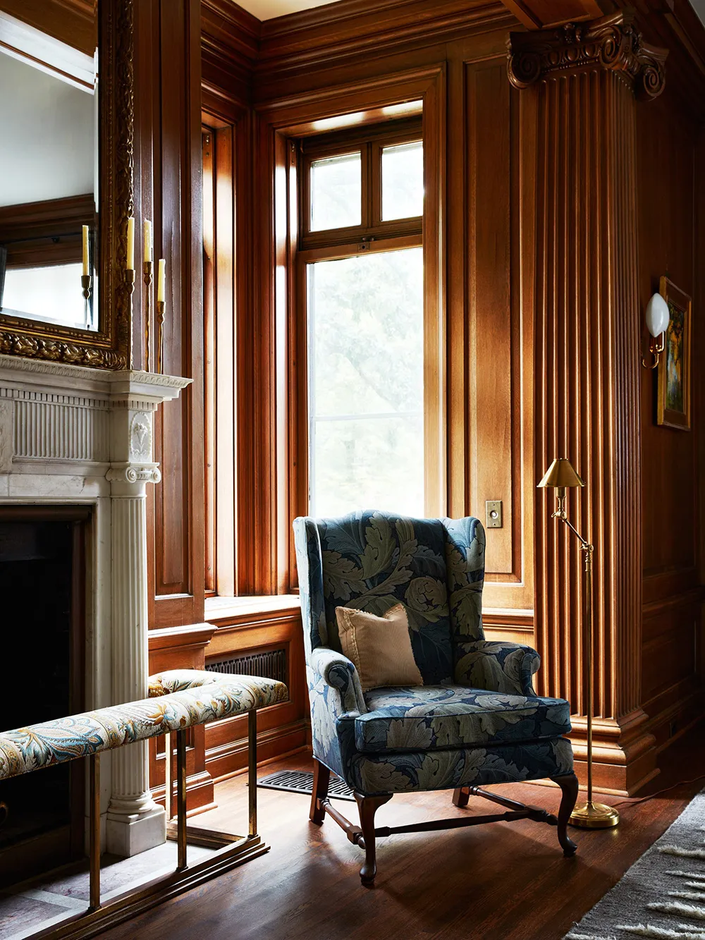 Sea of Timeless Elegance and Details: Historic Mansion in Minnesota - Gallery image 3