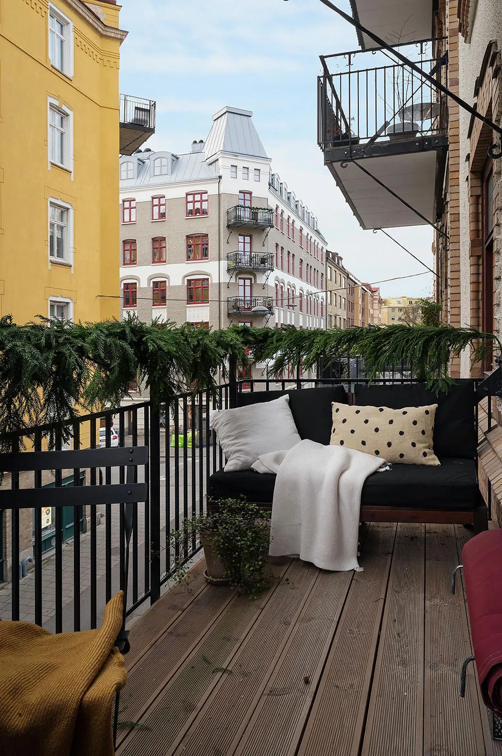 Beautiful Scandi Interior in Beige-Coffee Tone (61 sqm) - Gallery image 7