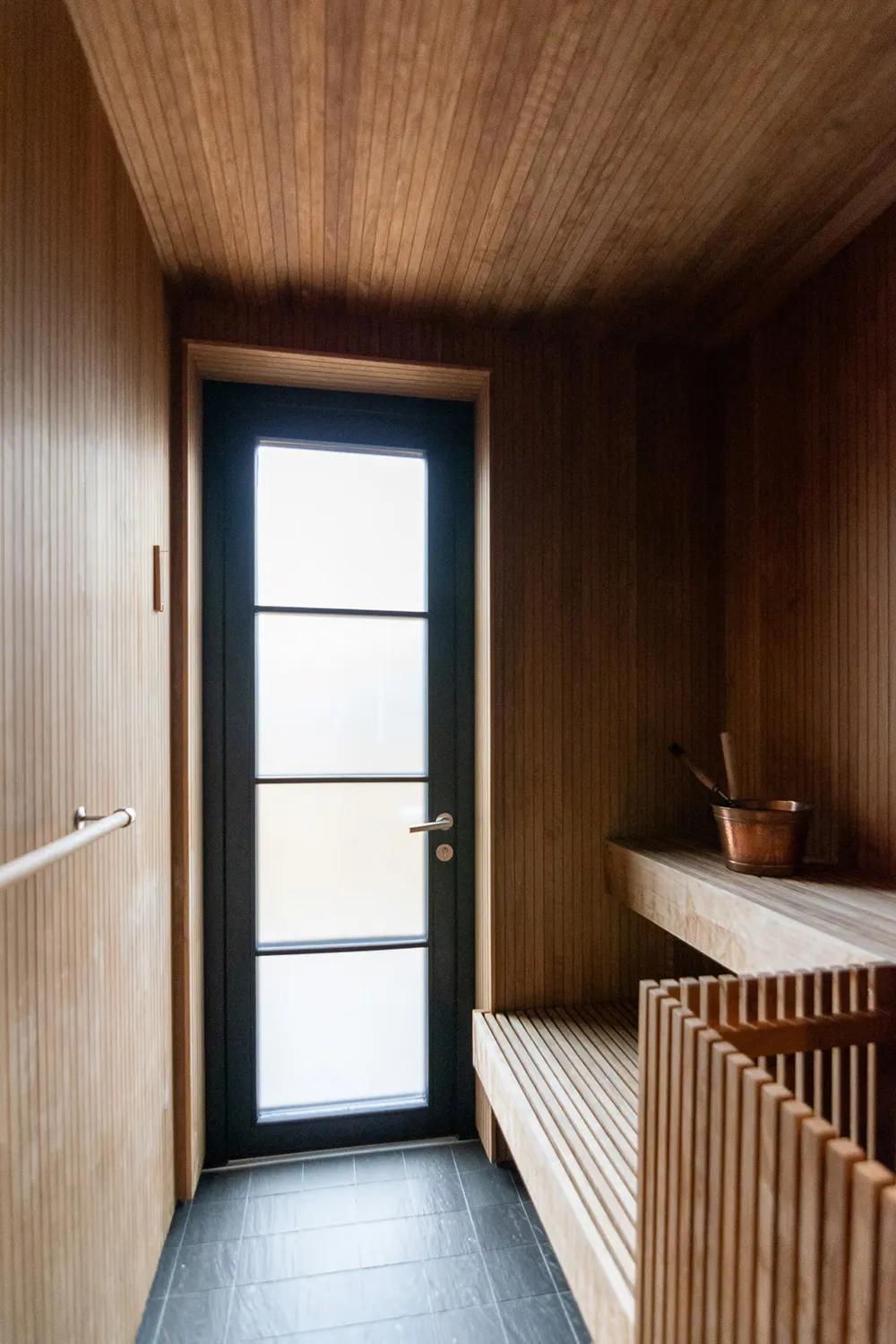 Dark Outside and Inside: Modern Scandinavian Cottage in Nature - Gallery image 14