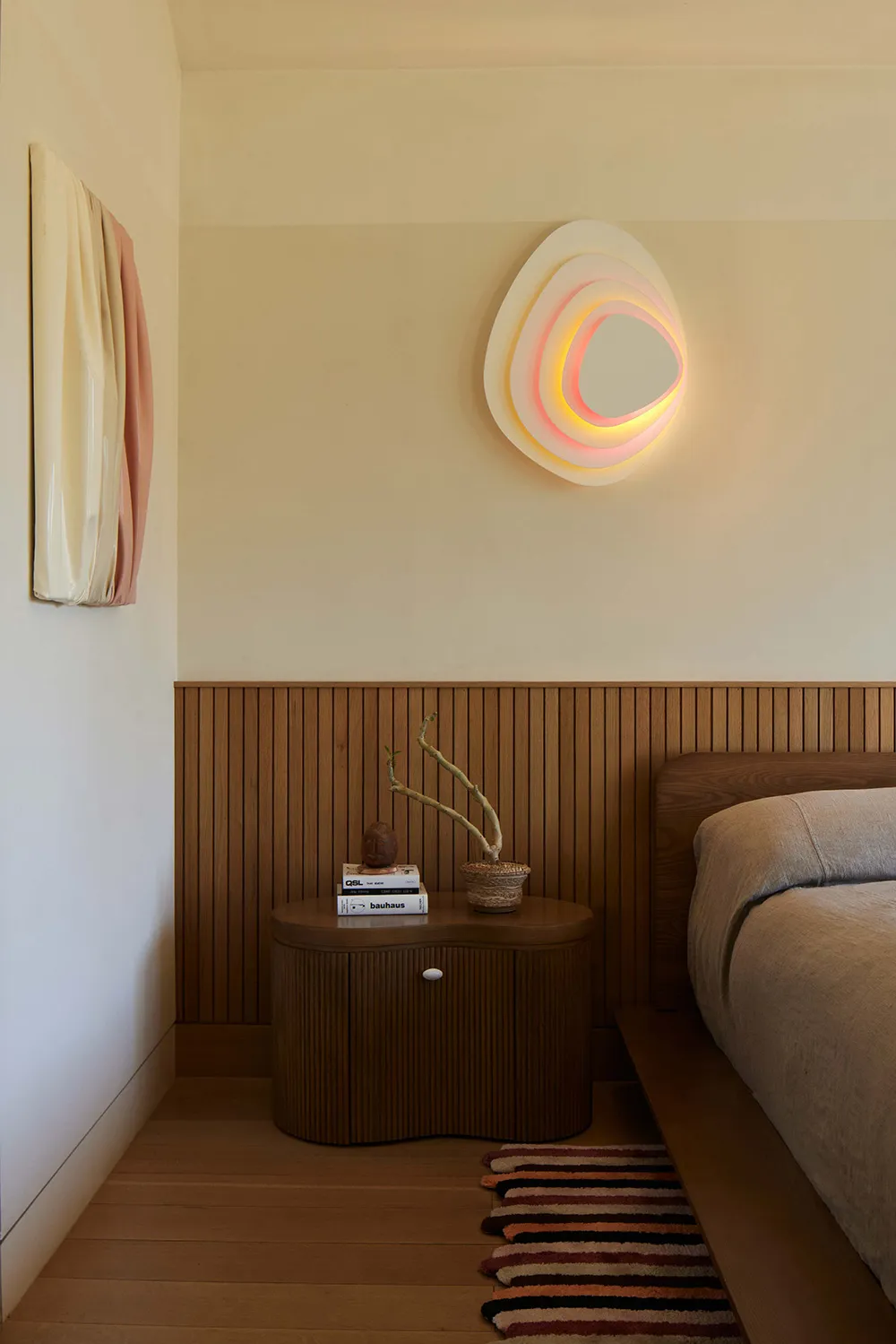 Design ludique d'une petite maison de deux acteurs à Los Angeles - Gallery image 10