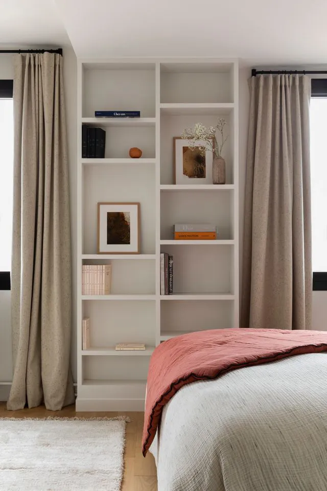 Intérieur moderne strict d'appartement à Paris - Gallery image 14