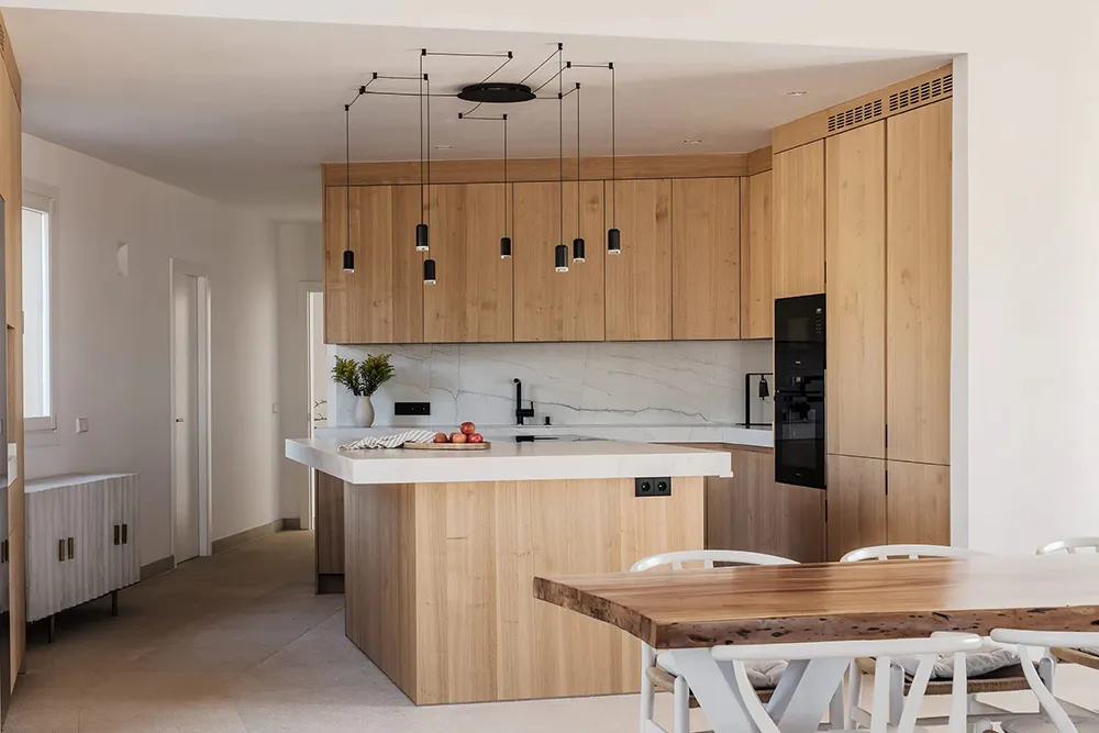 Hermosa villa de piedra en Mallorca con barandales y piscina - Gallery image 5