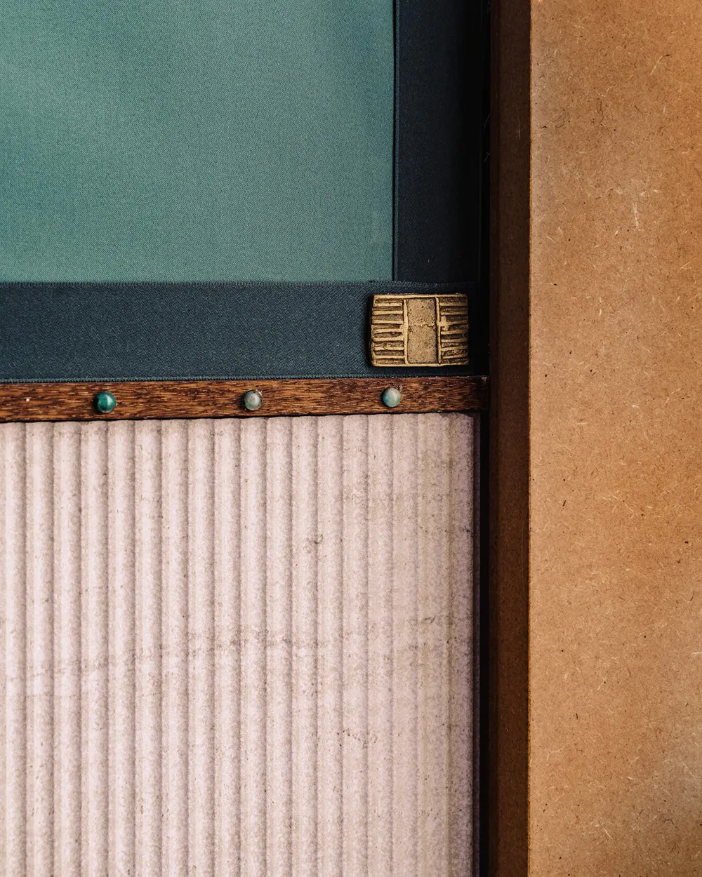 Квартира дизайнера в Парижі, де кожен предмет виготовлений на замовлення - Gallery image 25