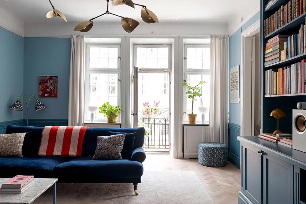 Синяя гостиная и нотки английского стиля: квартира в Стокгольме (83 кв. м) - Gallery image 8