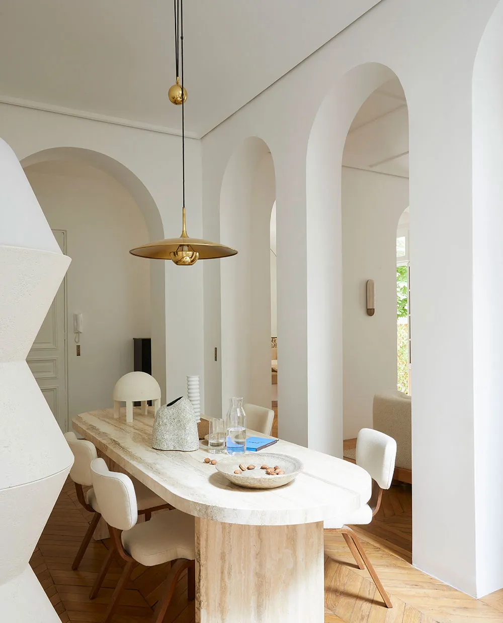 Парижская элегантность в спокойных природных тонах - Gallery image 6