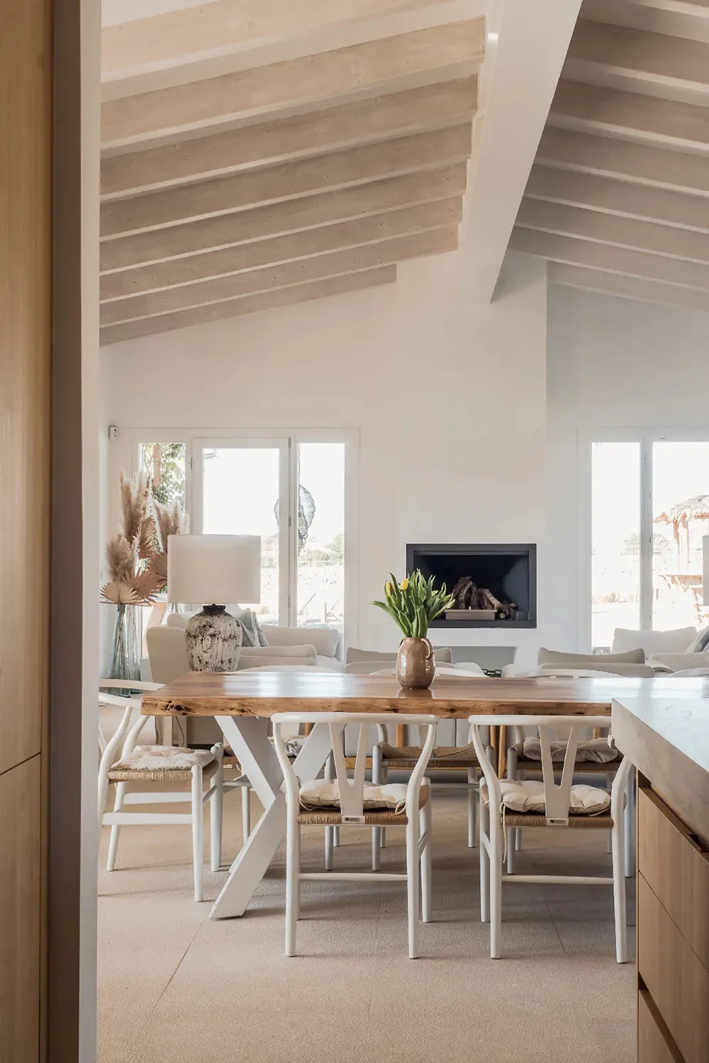 Hermosa villa de piedra en Mallorca con barandales y piscina - Gallery image 3