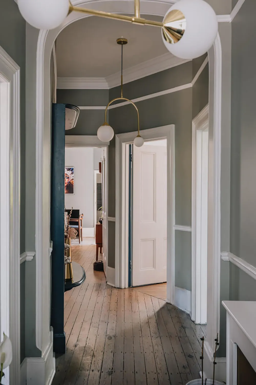 Frais tons de bleu dans le design d'un appartement victorien à Londres - Gallery image 10