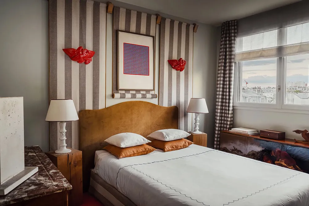 Квартира дизайнера в Парижі, де кожен предмет виготовлений на замовлення - Gallery image 24