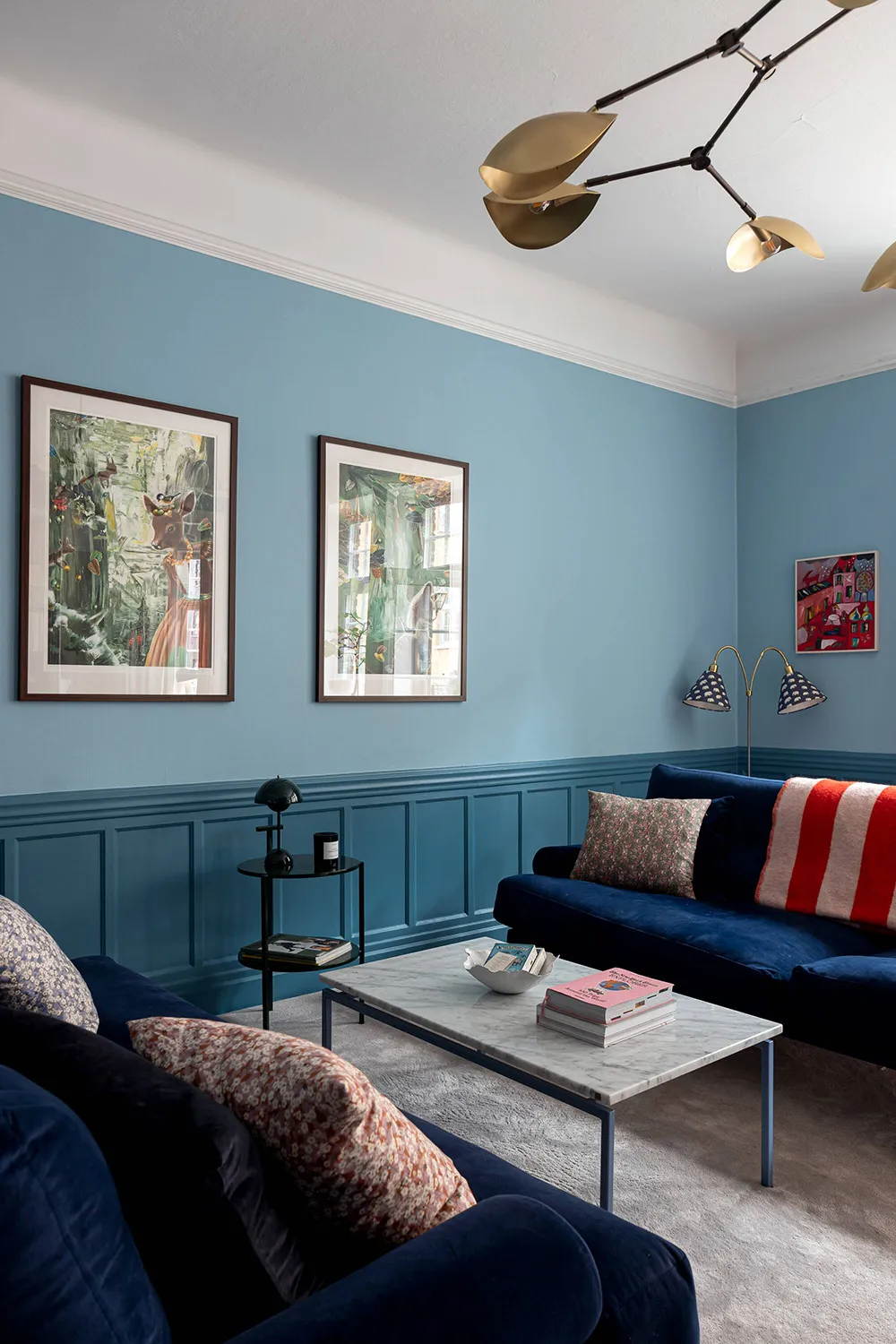 Синяя гостиная и нотки английского стиля: квартира в Стокгольме (83 кв. м) - Gallery image 4