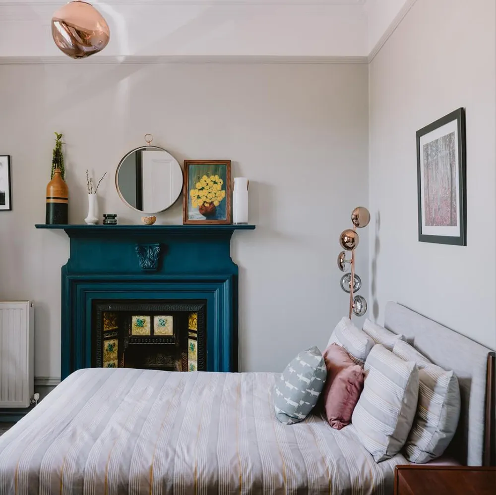 Frais tons de bleu dans le design d'un appartement victorien à Londres - Gallery image 11