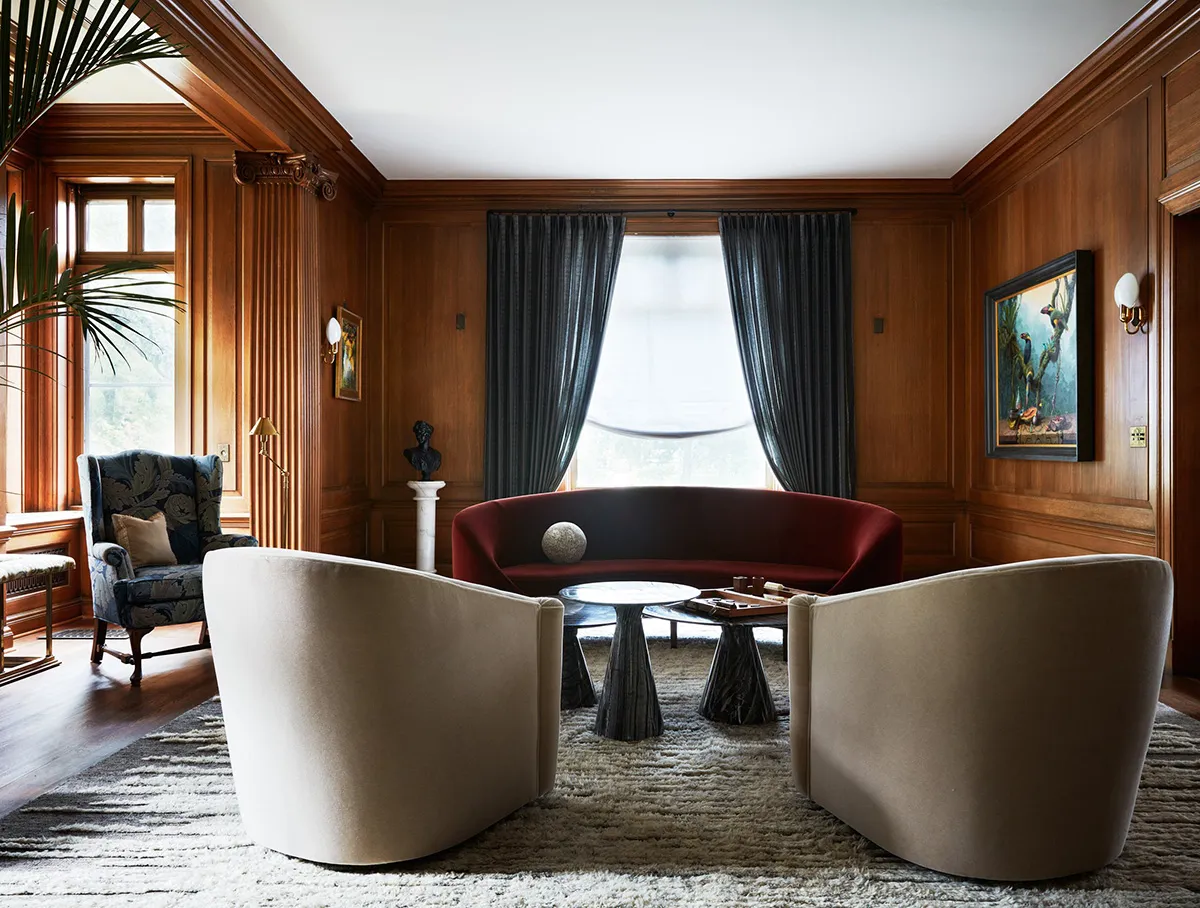 Sea of Timeless Elegance and Details: Historic Mansion in Minnesota - Gallery image 4