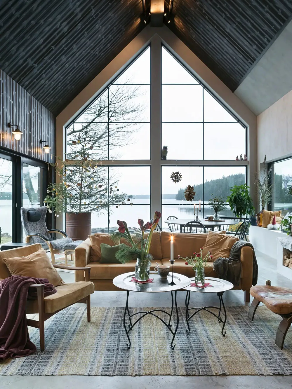 Gemütliche moderne Ferienunterkunft am See in Schweden mit Glaswänden - 2