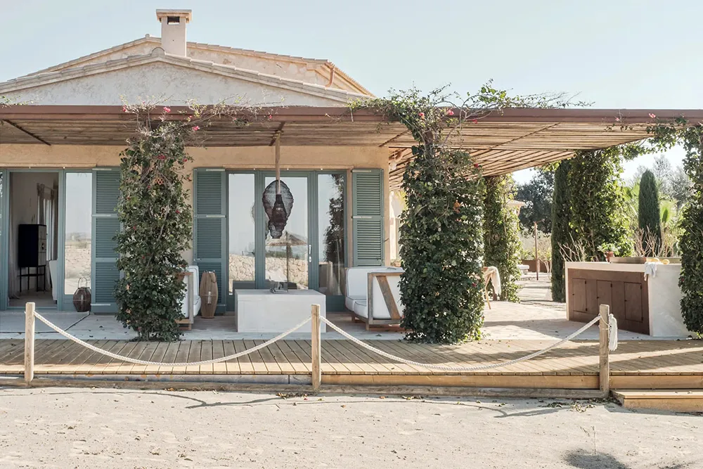 Hermosa villa de piedra en Mallorca con barandales y piscina - Gallery image 11