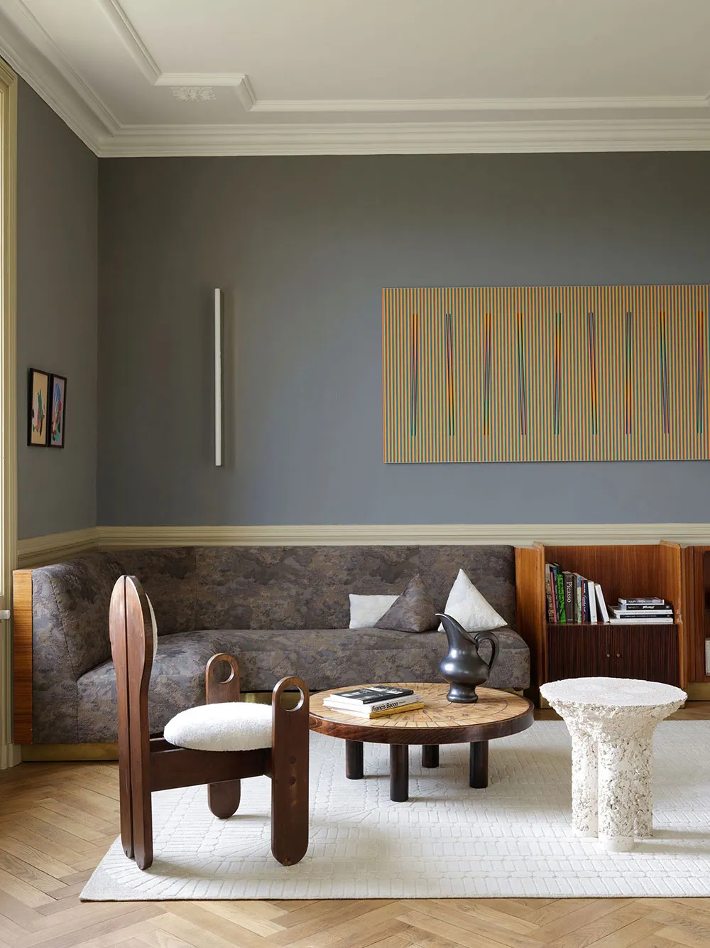 Interesting Eclecticism in a Historic Manor House in France - Gallery image 5