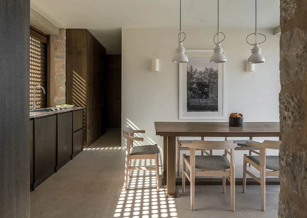 Un logement moderne chaleureux inspiré de la tradition des maisons en pierre en Grèce - Gallery image 6