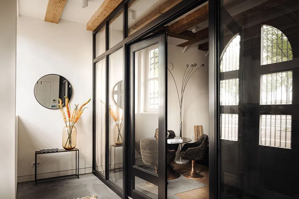 Średzie morza motywy w designie nowoczesnych apartamentów w Amsterdamie - Gallery image 20