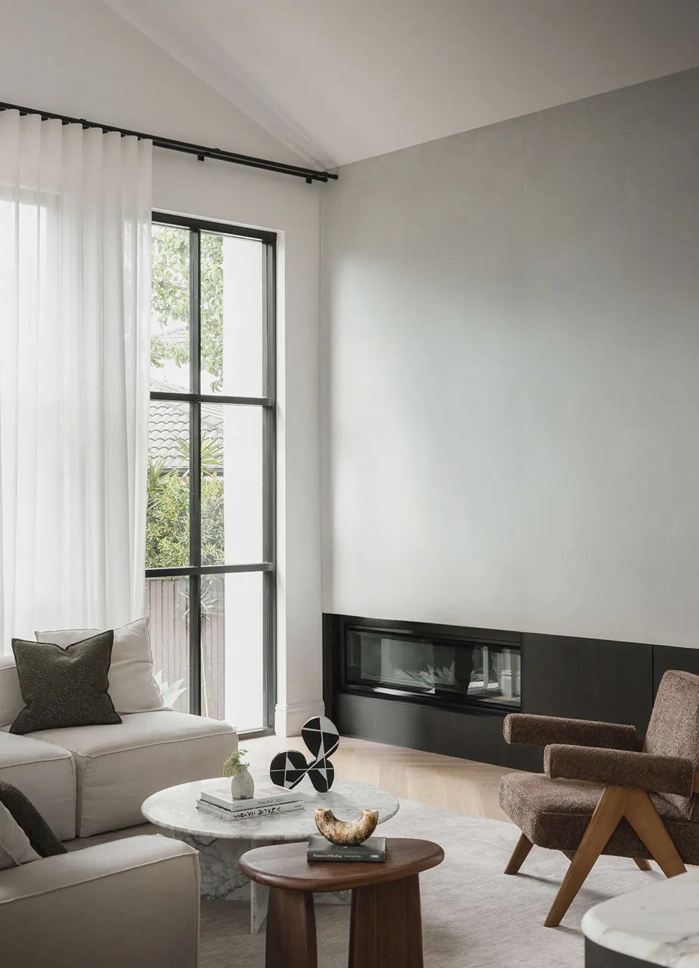 Líneas limpias y decoración elegante: casa moderna en Sídney - Gallery image 12