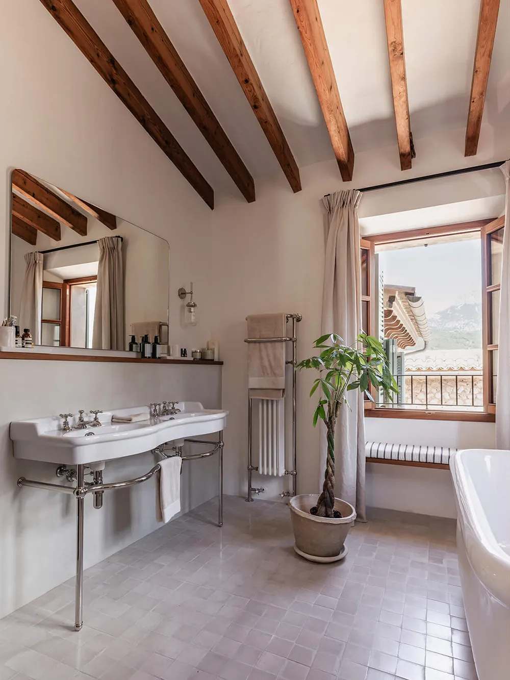 Gemütlicher moderner Design einer historischen Villa auf Mallorca - Gallery image 21