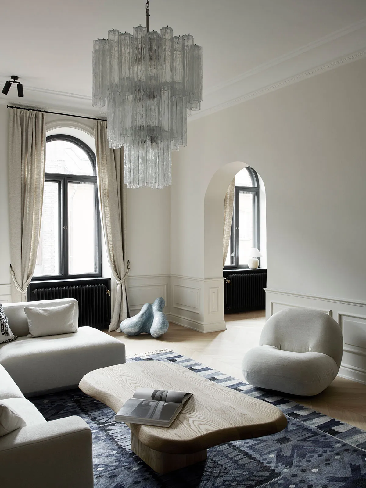 Elegant modern apartments in Stockholm with French touches - Gallery image 11