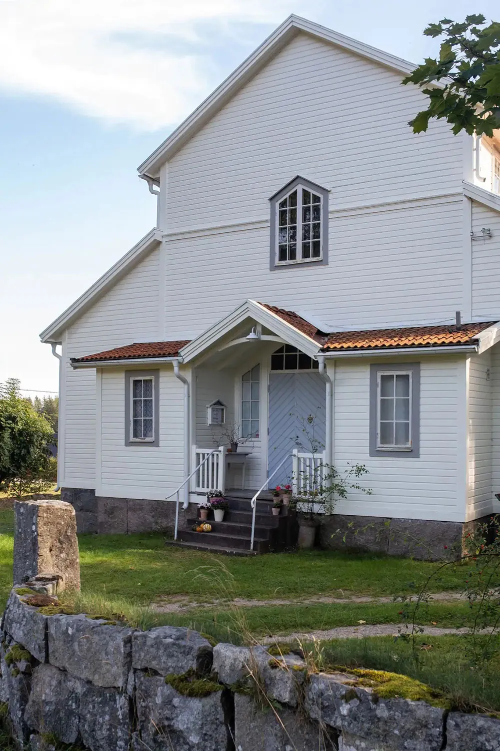 Un cottage estival inhabituel dans une ancienne église de village en Suède - 17