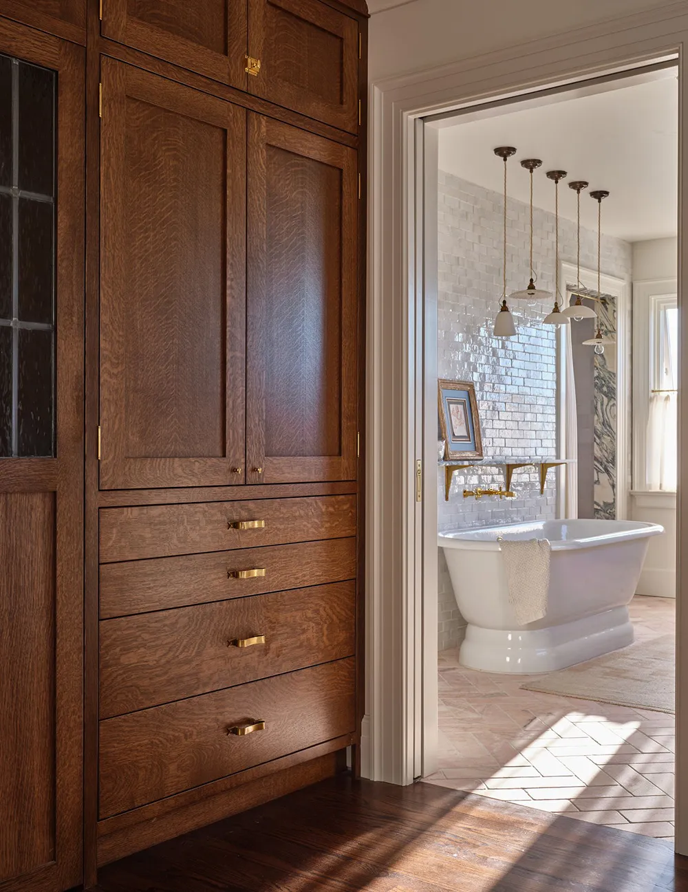 Excelente cocina en el diseño de una acogedora casa rural en Estados Unidos - Gallery image 21