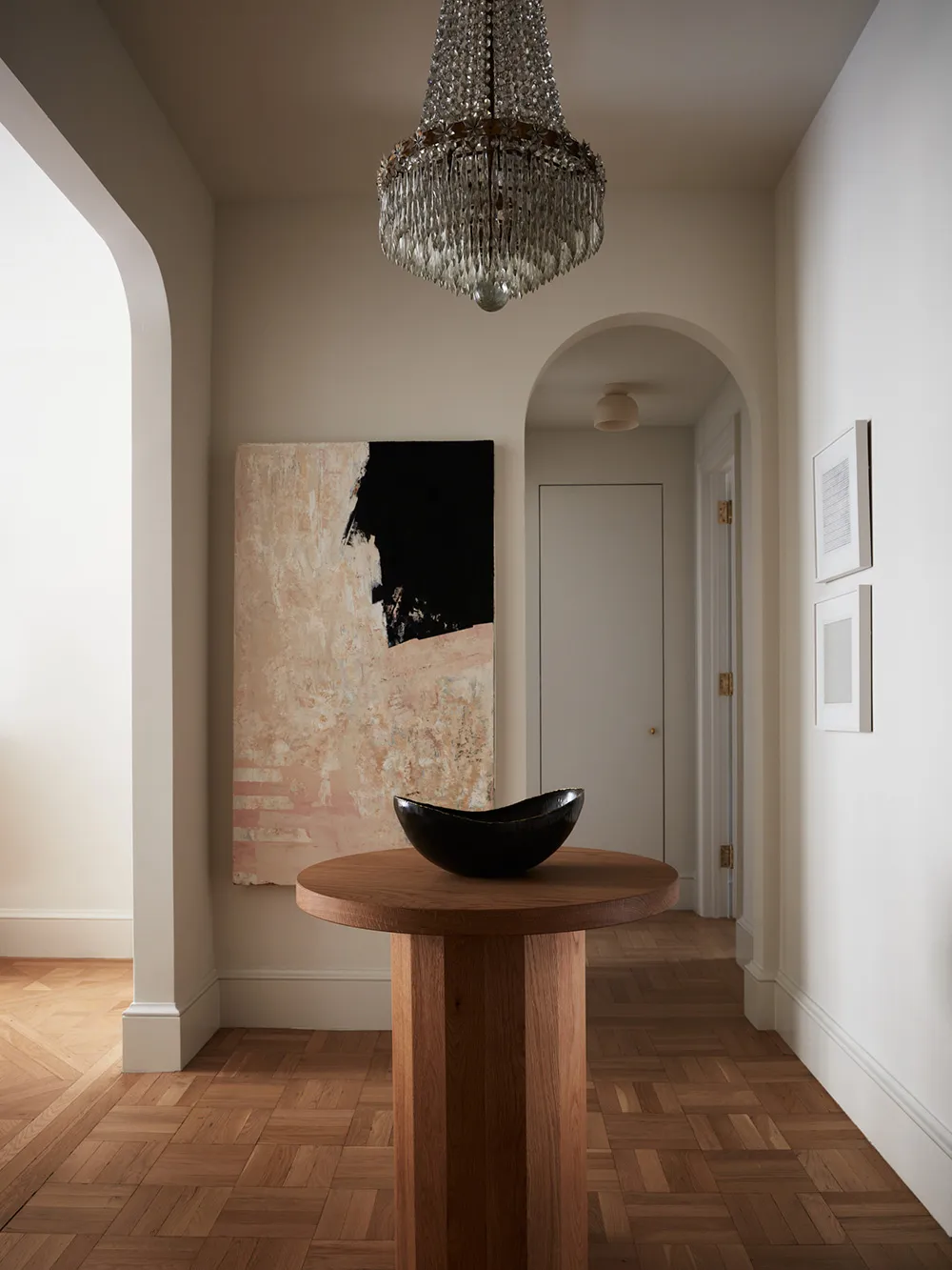 न्यूयॉर्क में एक प्राथमिक युग की इमारत में स्थित अपार्टमेंट का उन्नत विकास/सुधार - 2