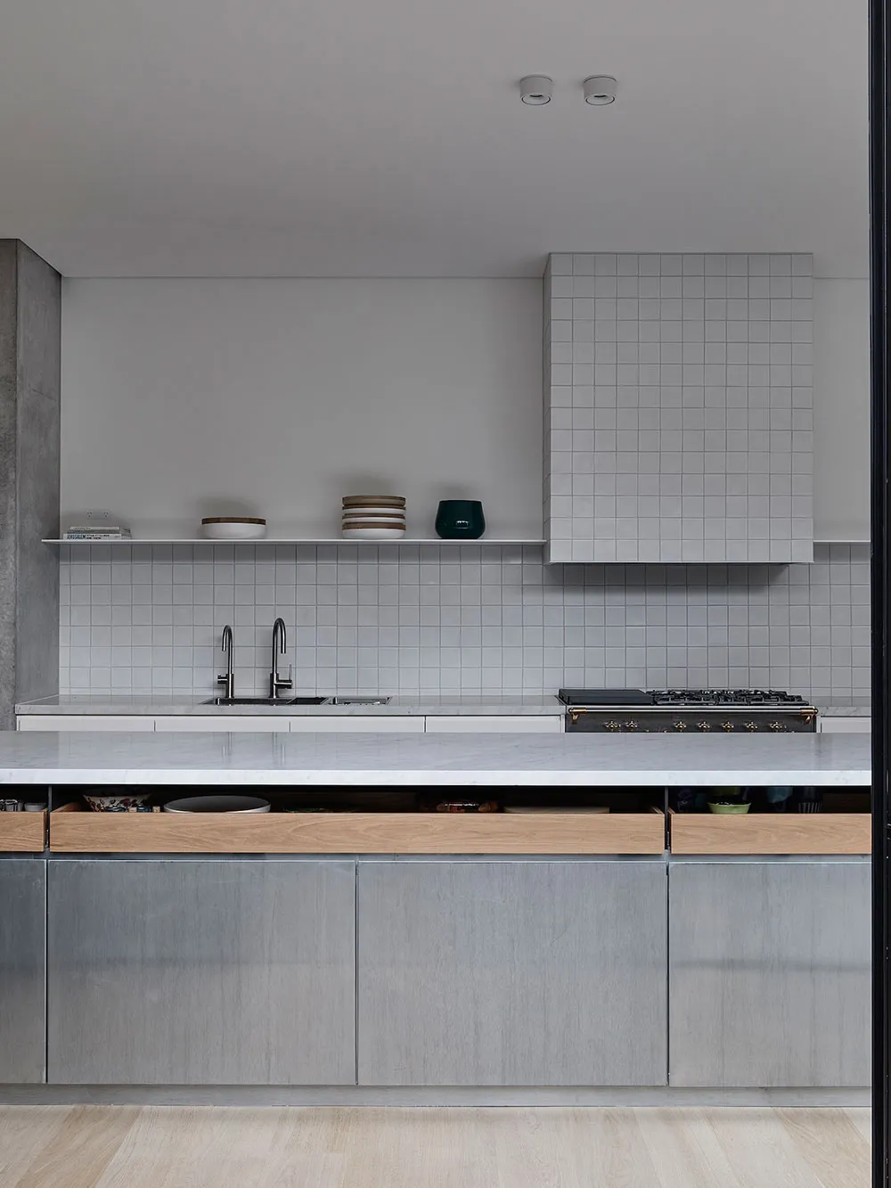 Gemäßigte Töne im Design eines stylischen modernen Hauses in Melbourne - Gallery image 9