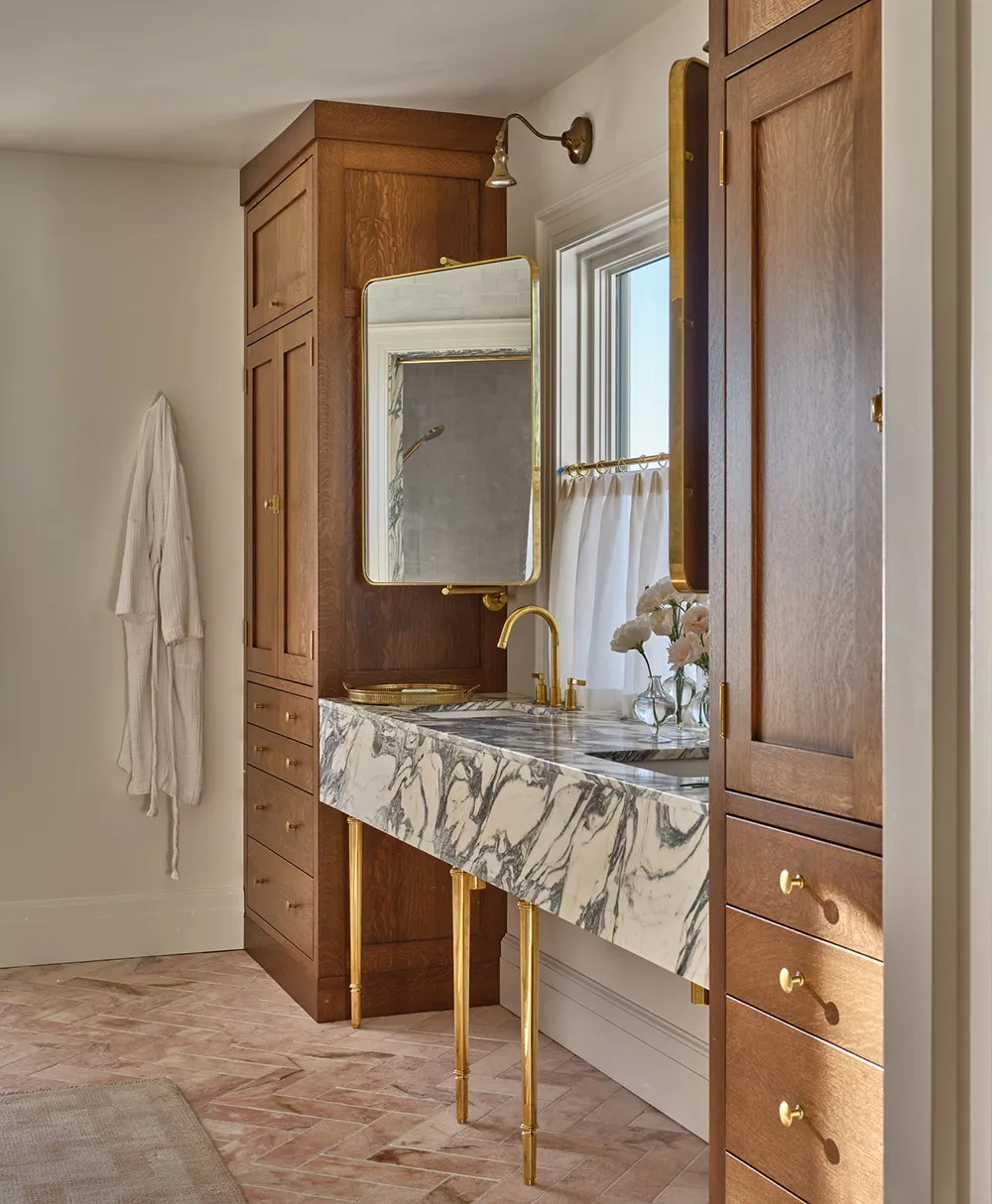 Excelente cocina en el diseño de una acogedora casa rural en Estados Unidos - Gallery image 16