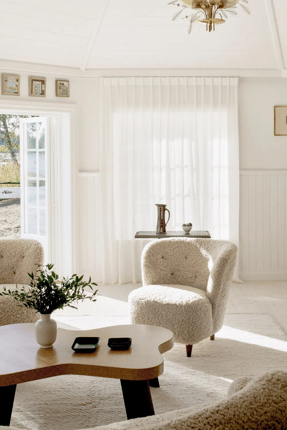 स्वीडन में स्थित एक सुंदर वॉटरफ्रंट रिसॉर्ट का आंतरिक डिज़ाइन - Gallery image 8