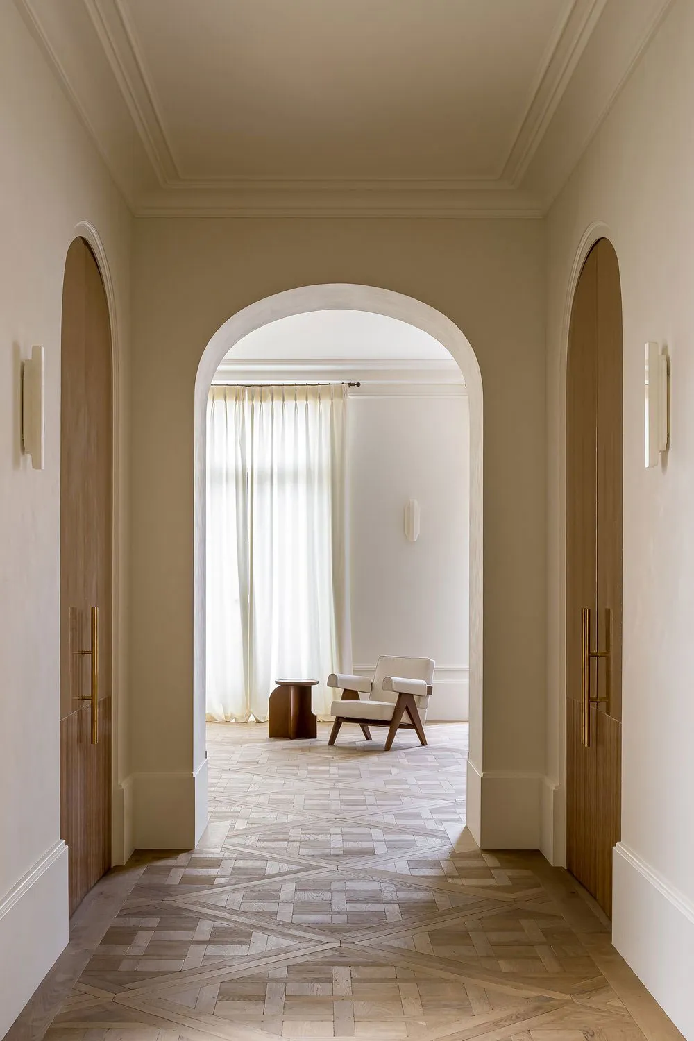 Eleganter französischer Minimalismus von Atelier MKD - Gallery image 8