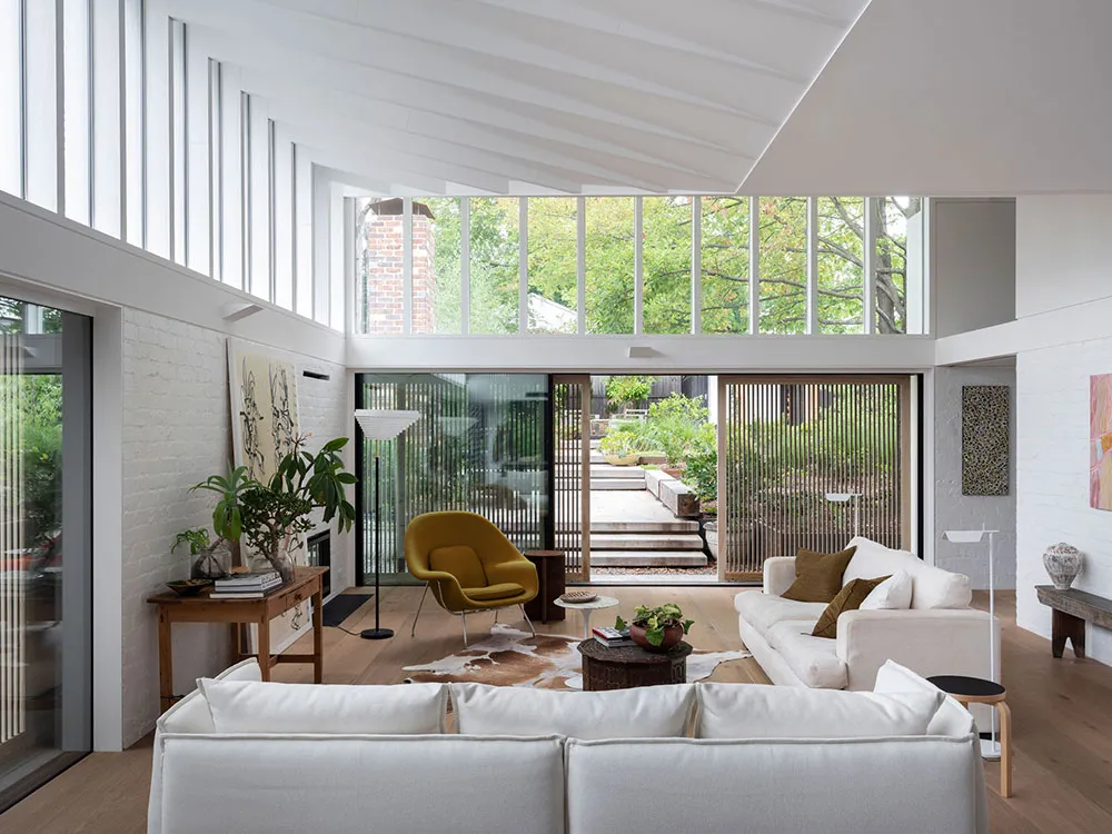 Znakomity strzeżony domek w Australii zbudowany na kontrastach - Gallery image 9