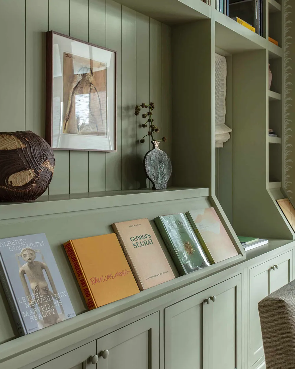 Floral Motifs and Green Tones: Cozy House in Florida - Gallery image 5