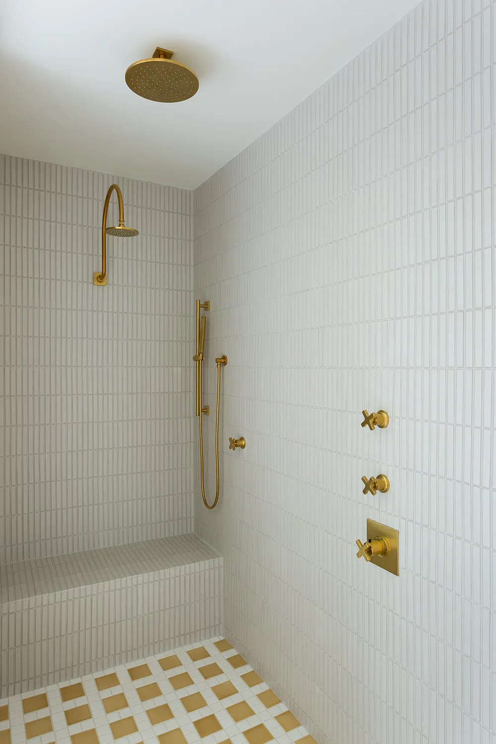 Couleurs fraîches et décoration tendance dans le design d'appartement à Las Vegas - Gallery image 26