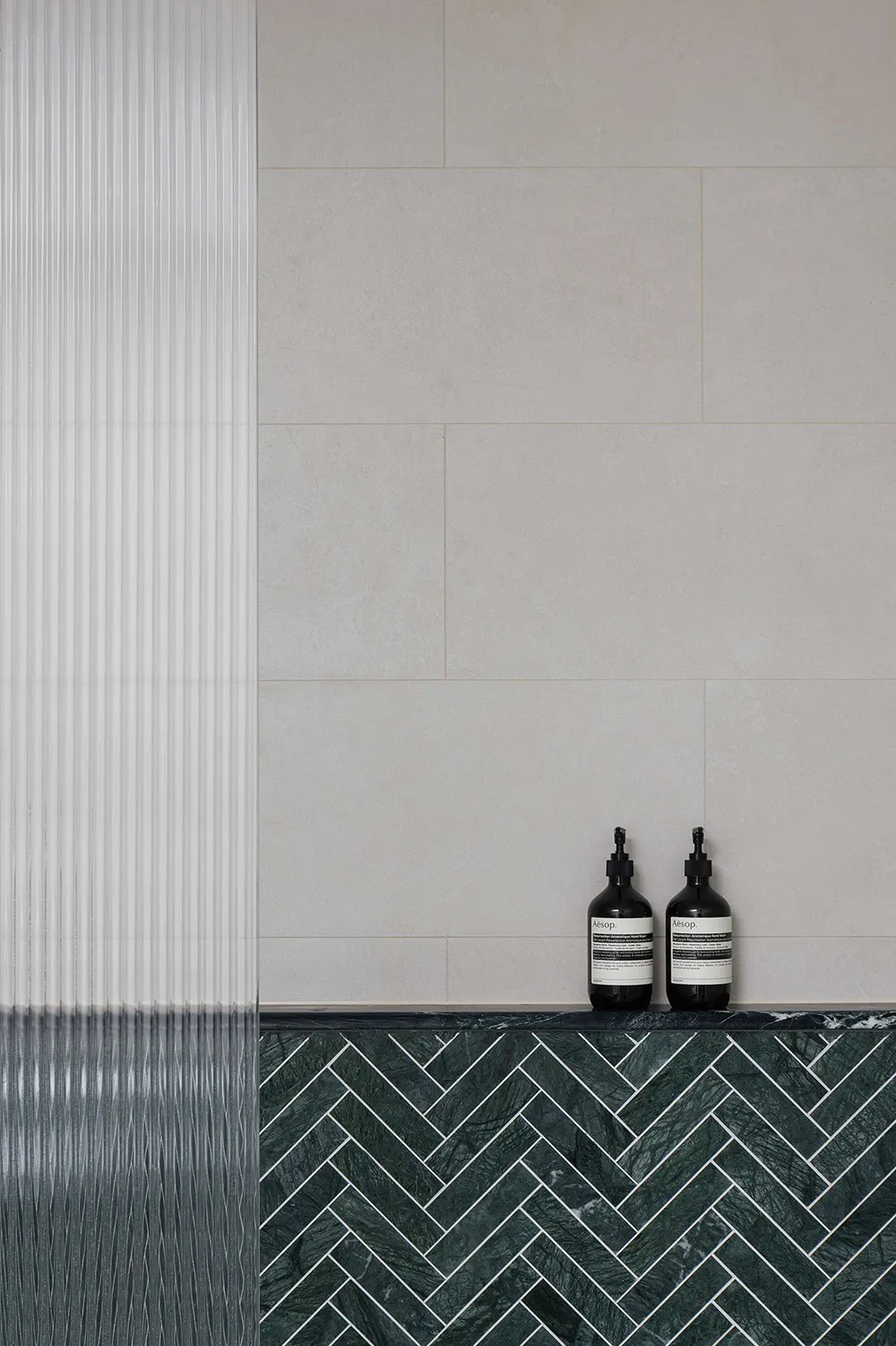 Líneas limpias y decoración elegante: casa moderna en Sídney - Gallery image 19